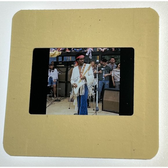 Showtime Press Kit Slide Hendrix Biography Wood Harris as Jimi Hendrix 2000 - Picture 2 of 4